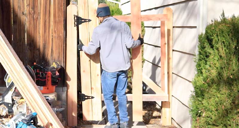 How to build a wood fence gate that won't sag